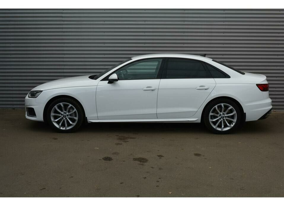 Audi A4 45 TFSI 2.0 AMT (249 л.с.) 4WD