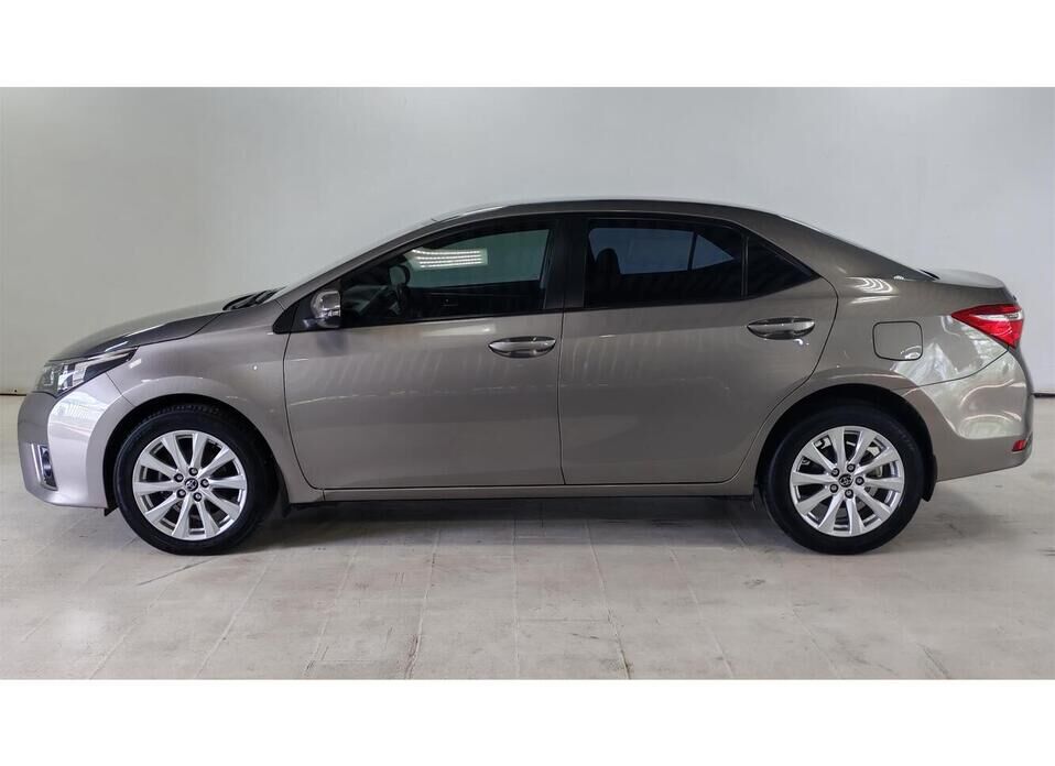 Toyota Corolla 1.6 CVT (122 л.с.)