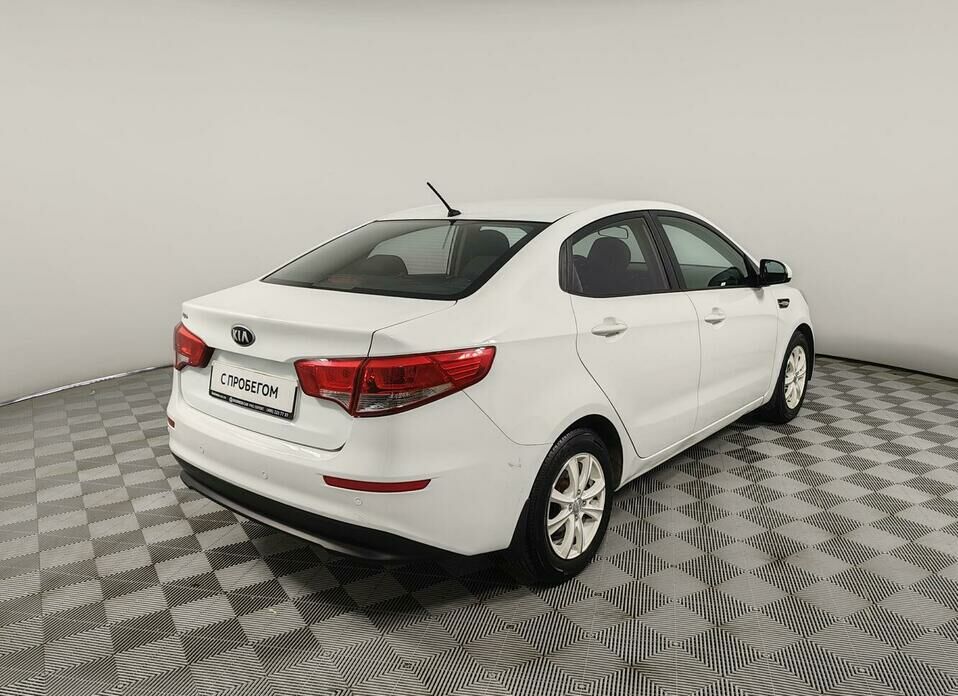 Kia Rio 1.6 AT (123 л.с.)
