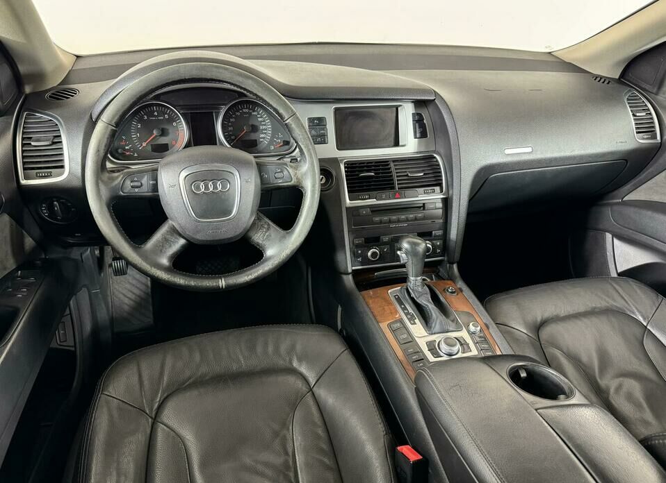 Audi Q7 3.6 AT (280 л.с.) 4WD