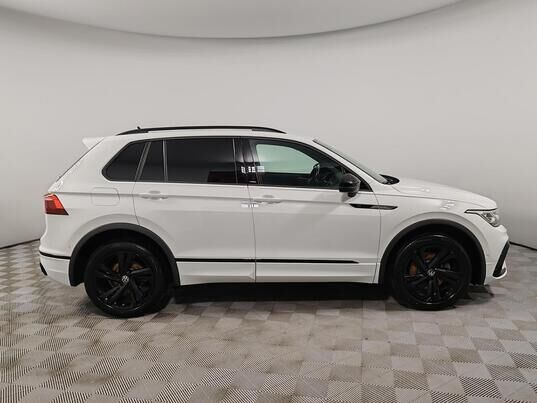 Volkswagen Tiguan, 2021&nbsp;г., 94&nbsp;705&nbsp;км