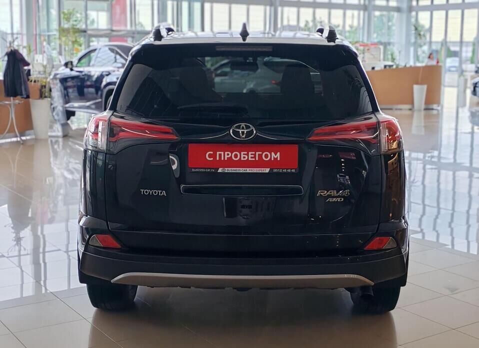 Toyota RAV4, IV (XA40) Рестайлинг 2.0 CVT (146 л.с.) 4WD