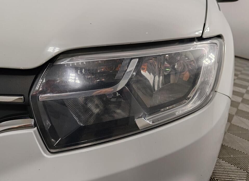 Renault Sandero, II Рестайлинг 1.6 MT (82 л.с.)