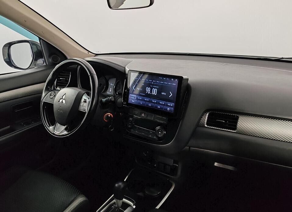 Mitsubishi Outlander, III Рестайлинг 2 2.0 CVT (146 л.с.) 4WD