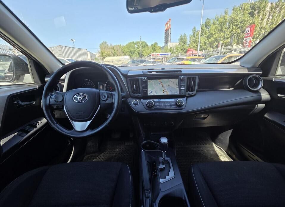 Toyota RAV4, IV (CA40) Рестайлинг 2.0 CVT (146 л.с.) 4WD