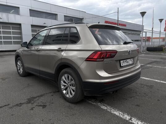 Volkswagen Tiguan, 2020&nbsp;г., 24&nbsp;677&nbsp;км