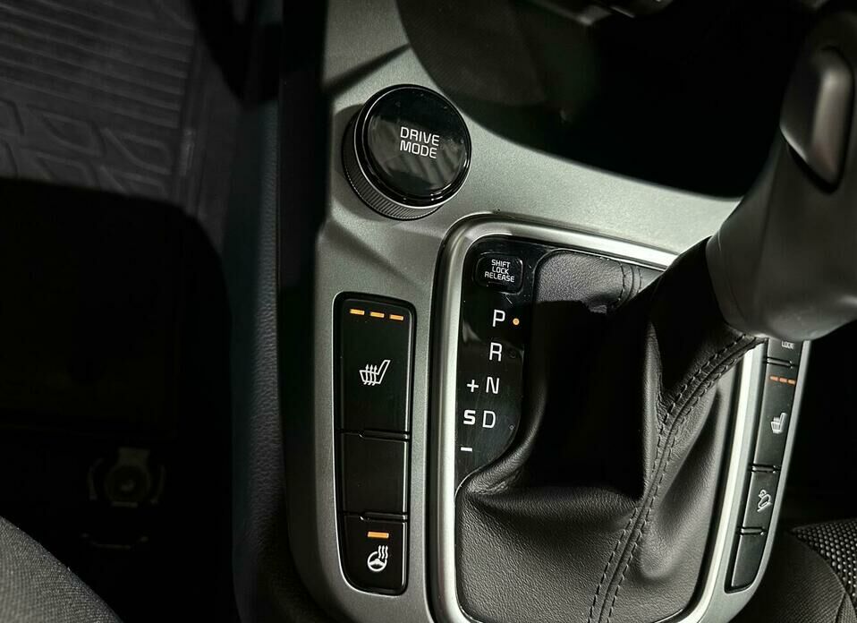 Kia Seltos 1.6 AT (121 л.с.) 4WD