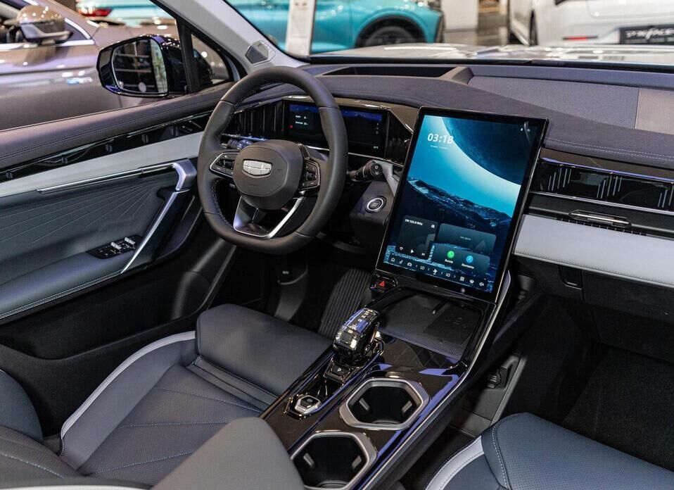 Geely Atlas, II 2.0 AMT (200 л.с.)
