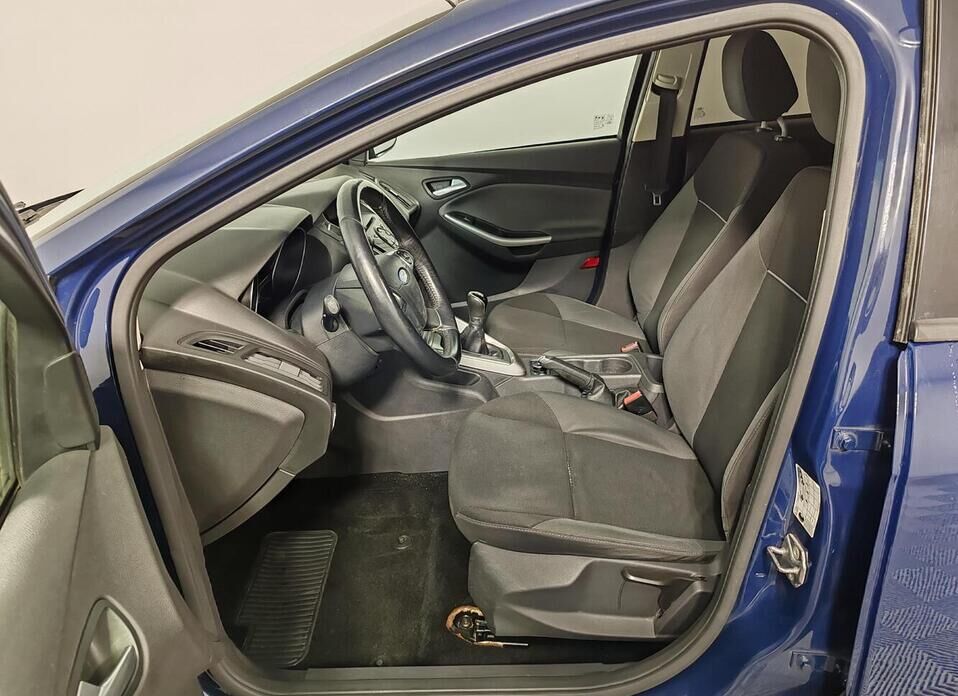 Ford Focus, III 1.6 MT (105 л.с.)