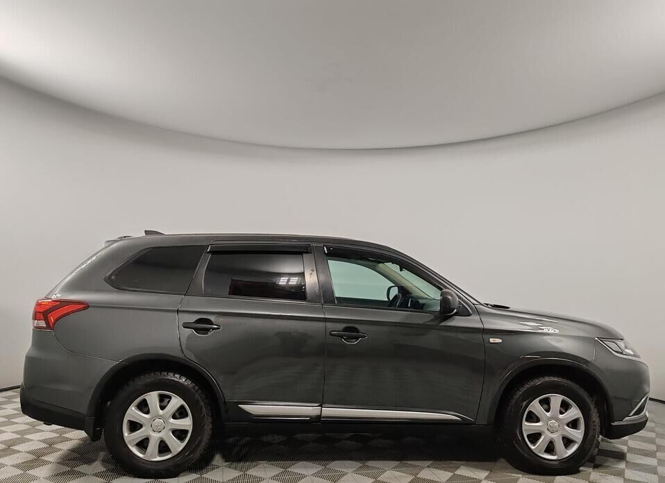 Mitsubishi Outlander, III Рестайлинг 2 2.0 CVT (146 л.с.)