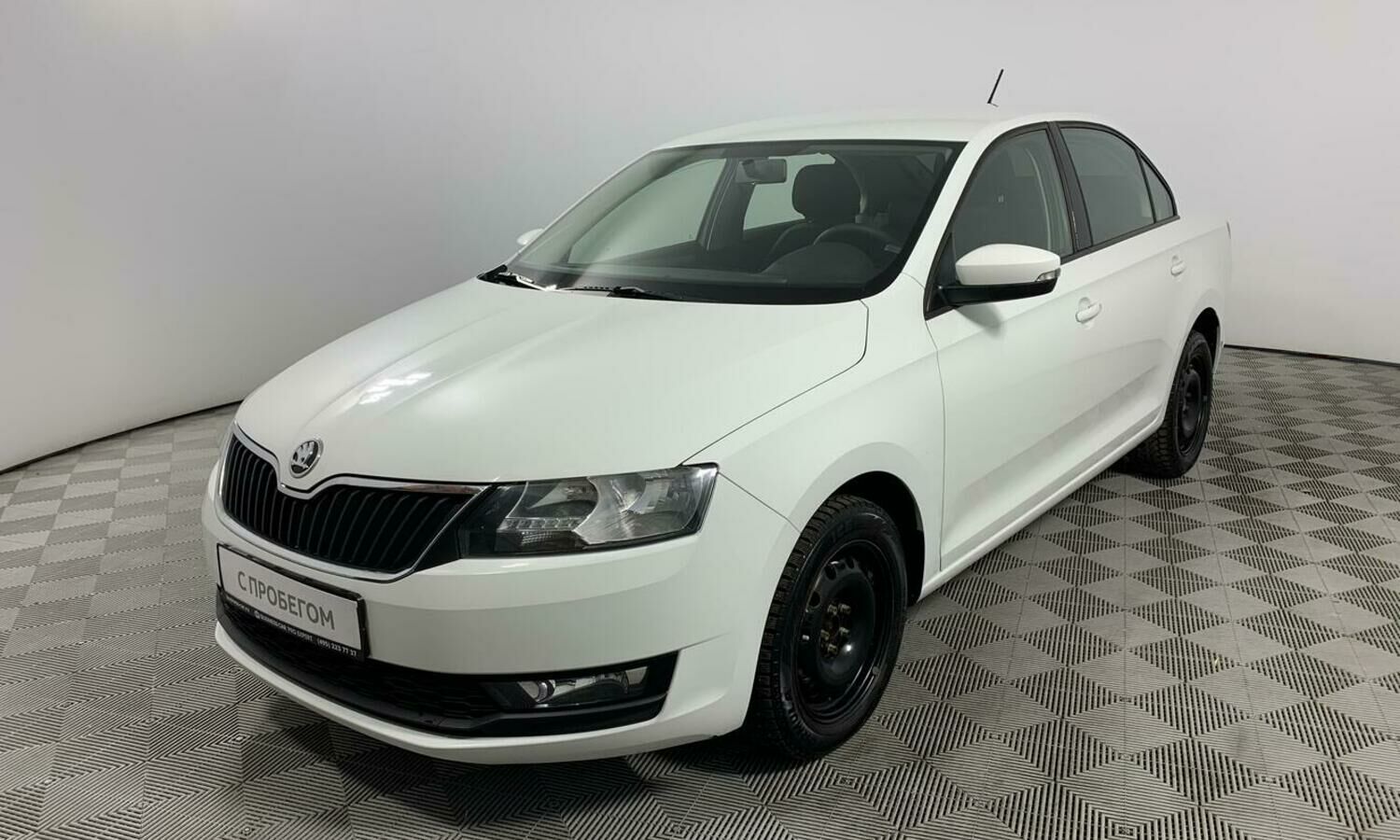 Купить Skoda Rapid 2019 г. с пробегом 60219 км. Москва. Цвет Белый - БИЗНЕС  КАР