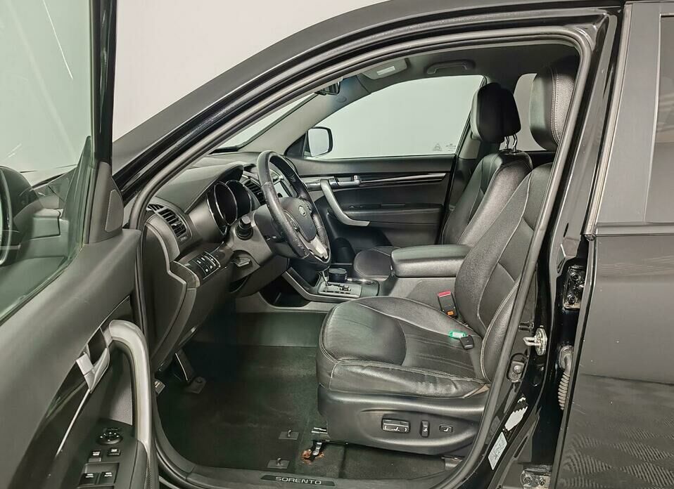Kia Sorento 2.2d AT (197 л.с.) 4WD