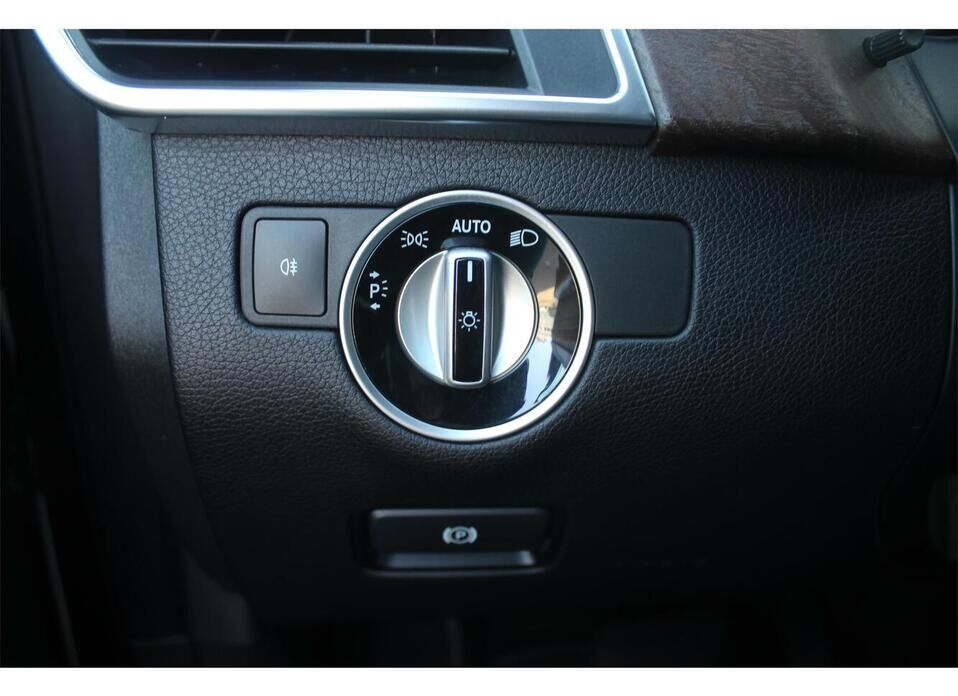 Mercedes-Benz M-Класс 350 CDI 3.0d AT (249 л.с.) 4WD