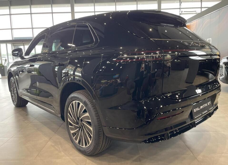 EXEED Exlantix ET 1.5hyb AT (469 л.с.) 4WD