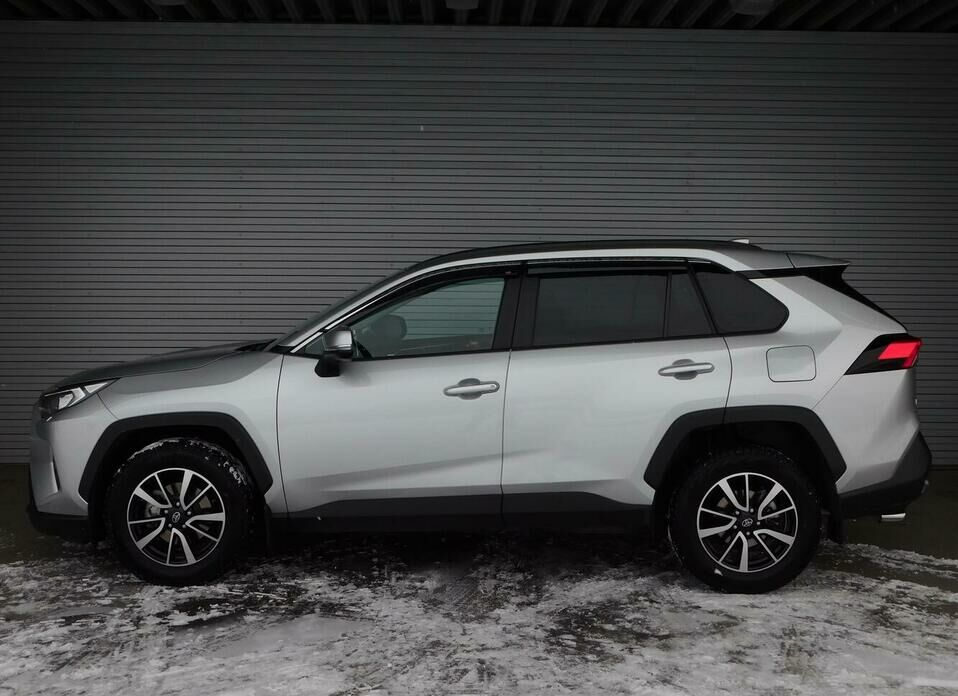 Toyota RAV4 2.5 AT (199 л.с.) 4WD