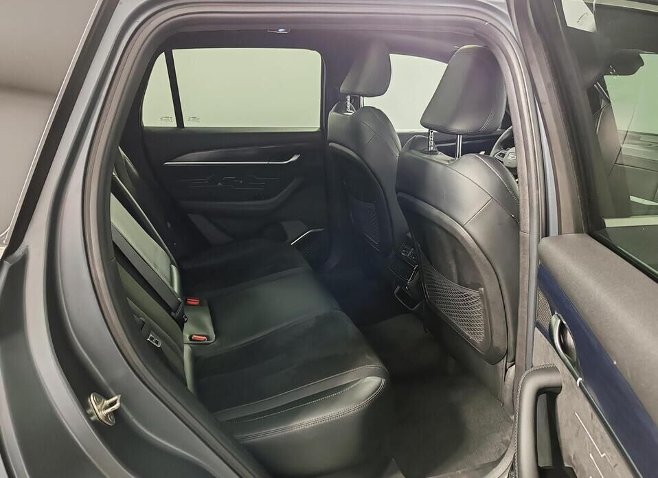 Geely Monjaro 2.0 AT (238 л.с.) 4WD