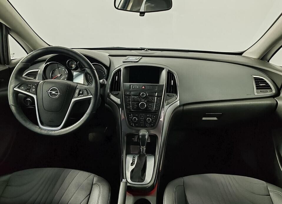 Opel Astra, J Рестайлинг 1.4 AT (140 л.с.)