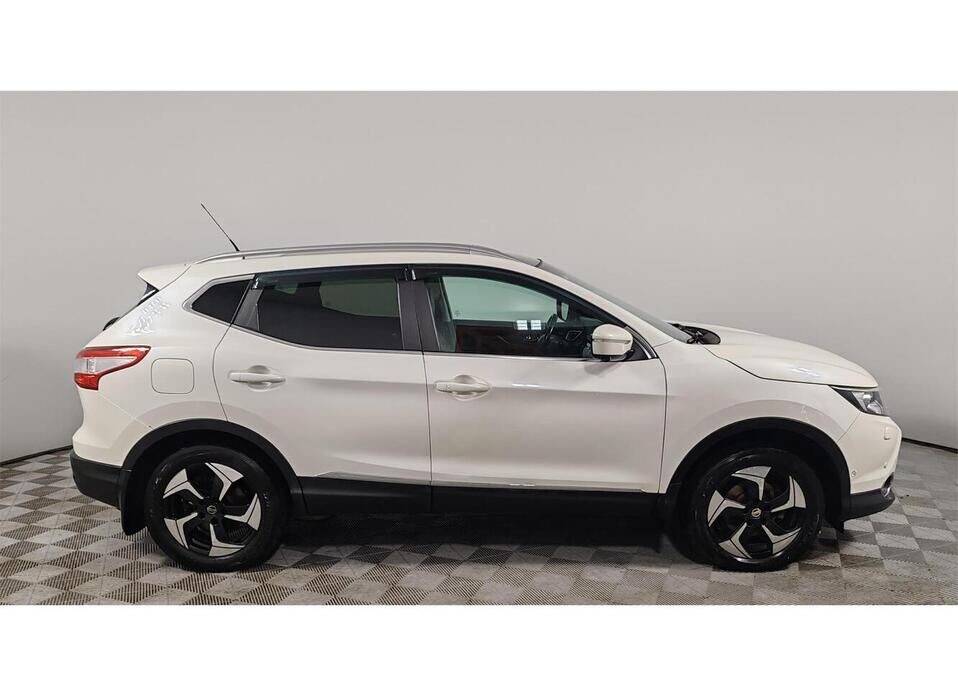 Nissan Qashqai, II 2.0 CVT (144 л.с.) 4WD
