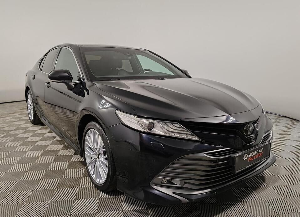 Toyota Camry, VIII (XV70) 3.5 AT (249 л.с.)