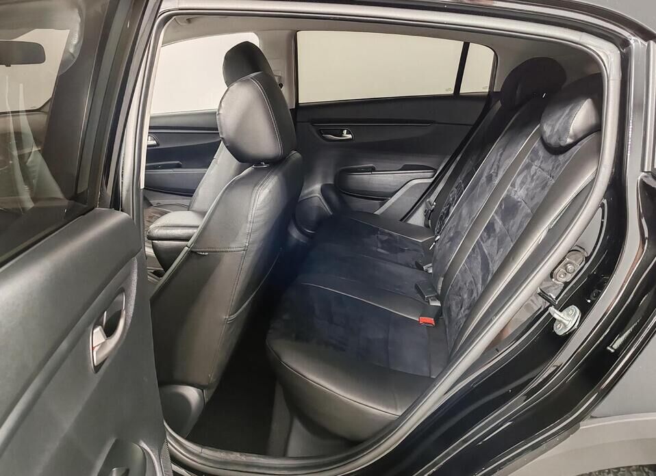 Kia Rio, IV X-Line 1.6 AT (123 л.с.)