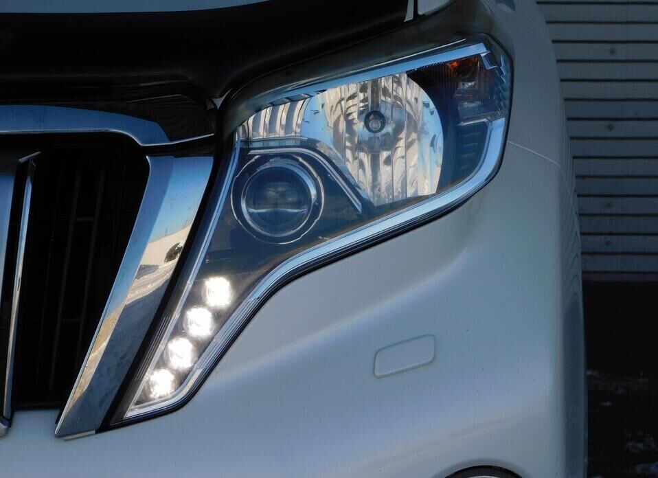 Toyota Land Cruiser Prado, 150 Series Рестайлинг 1 3.0d AT (173 л.с.) 4WD