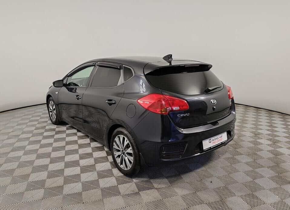 Kia Ceed, II Рестайлинг 1.6 AT (130 л.с.)
