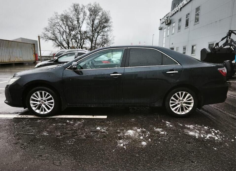 Toyota Camry, VII (XV50) Рестайлинг 2.5 AT (181 л.с.)
