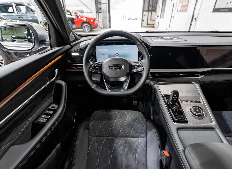 Geely Monjaro, I 2.0 AT (238 л.с.) 4WD