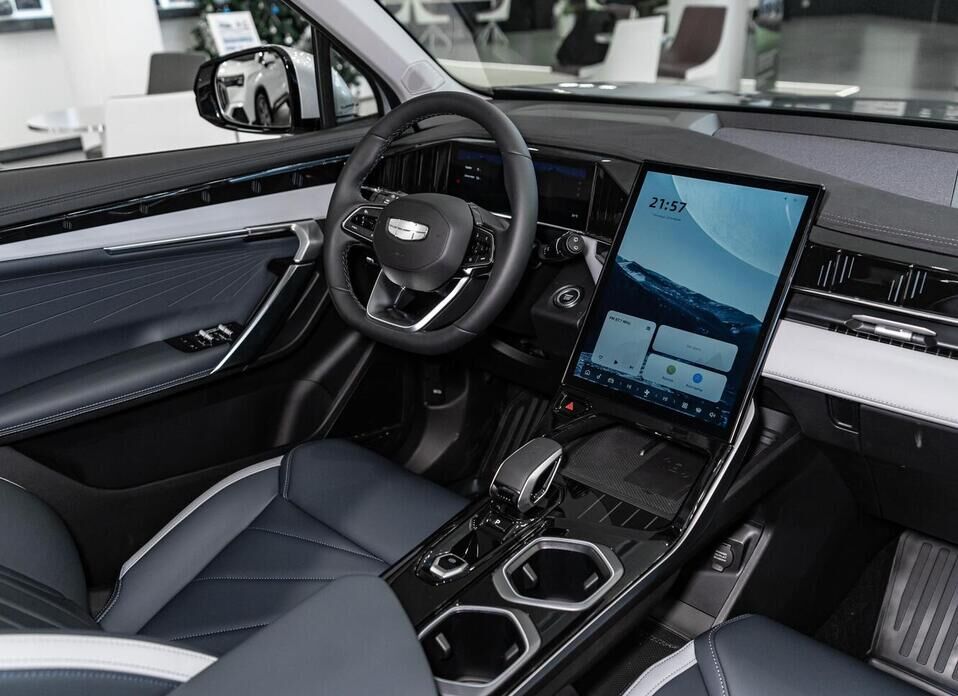 Geely Atlas, II 2.0 AT (200 л.с.) 4WD