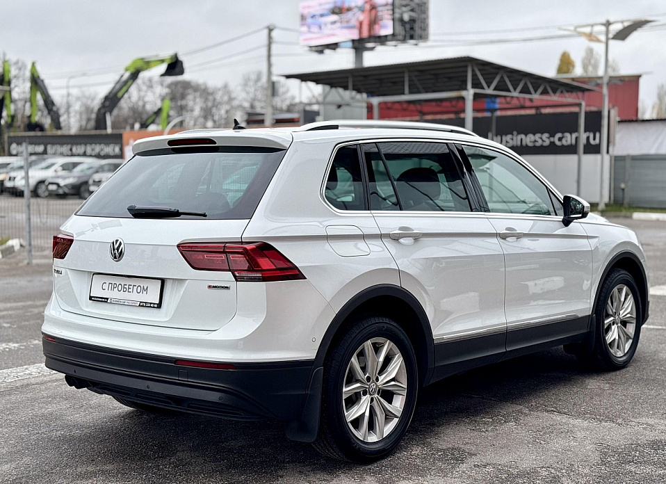 Volkswagen Tiguan, II 2.0d AMT (150 л.с.) 4WD
