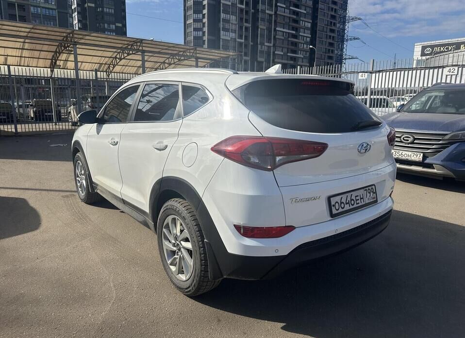 Hyundai Tucson, III 2.0 AT (150 л.с.) 4WD