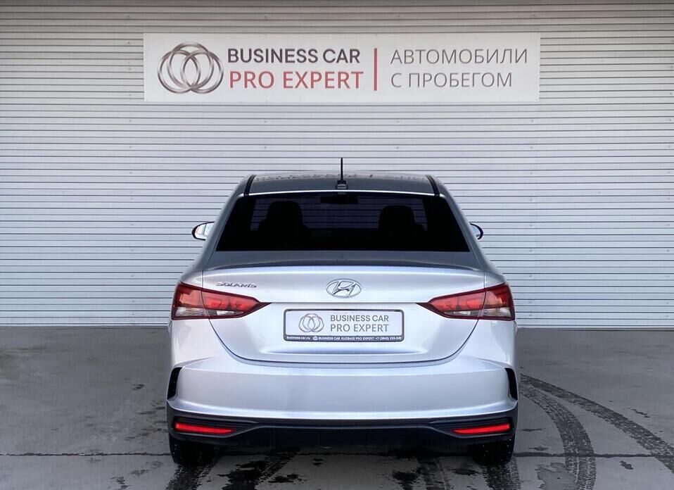 Hyundai Solaris, II Рестайлинг 1.6 MT (123 л.с.)