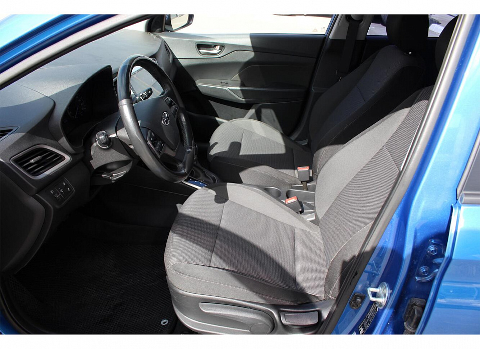 Hyundai Solaris, II 1.6 AT (123 л.с.)