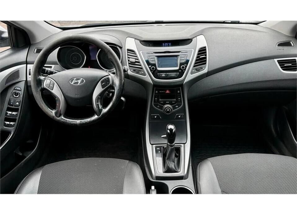 Hyundai Elantra, V (MD) Рестайлинг 1.8 AT (150 л.с.)