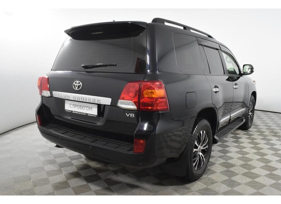 Toyota Land Cruiser, 200 Series Рестайлинг 1 4.5d AT (235 л.с.) 4WD