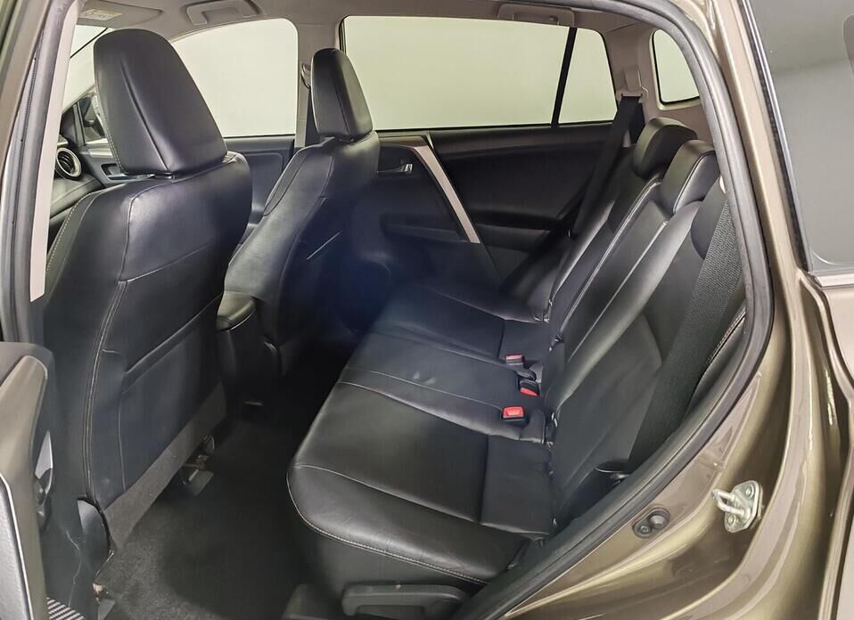 Toyota RAV4, IV (XA40) 2.0 CVT (146 л.с.) 4WD
