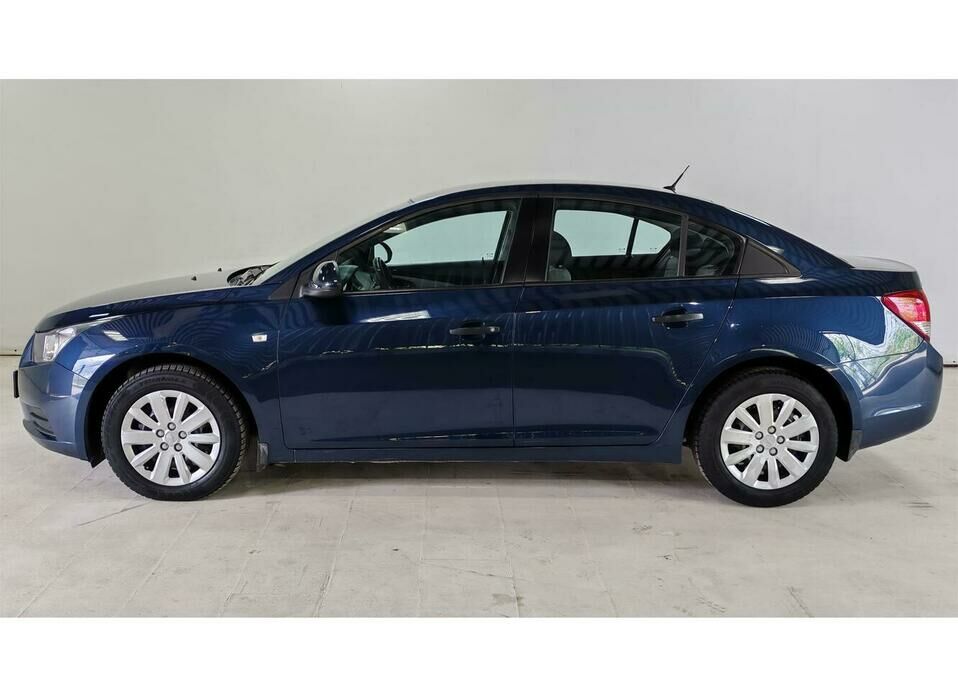 Chevrolet Cruze 1.6 AT (109 л.с.)