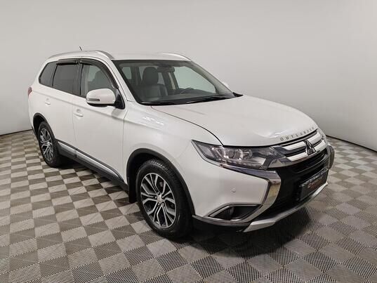 Mitsubishi Outlander, 2016&nbsp;г., 176&nbsp;266&nbsp;км