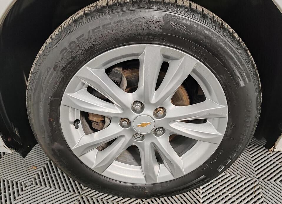 Chevrolet Cruze 1.8 AT (141 л.с.)