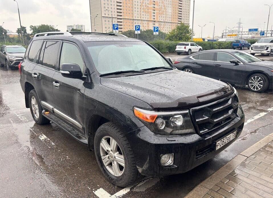 Toyota Land Cruiser, 200 Series Рестайлинг 1 4.5d AT (235 л.с.) 4WD
