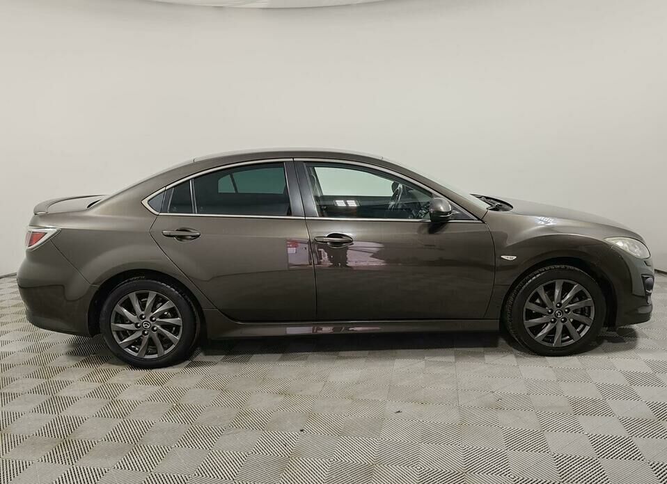 Mazda 6 2.0 AT (147 л.с.)