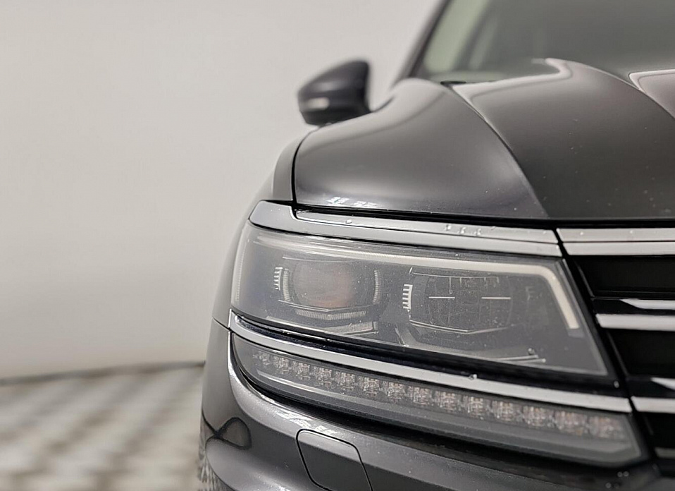 Volkswagen Tiguan, II 2.0 AMT (180 л.с.) 4WD