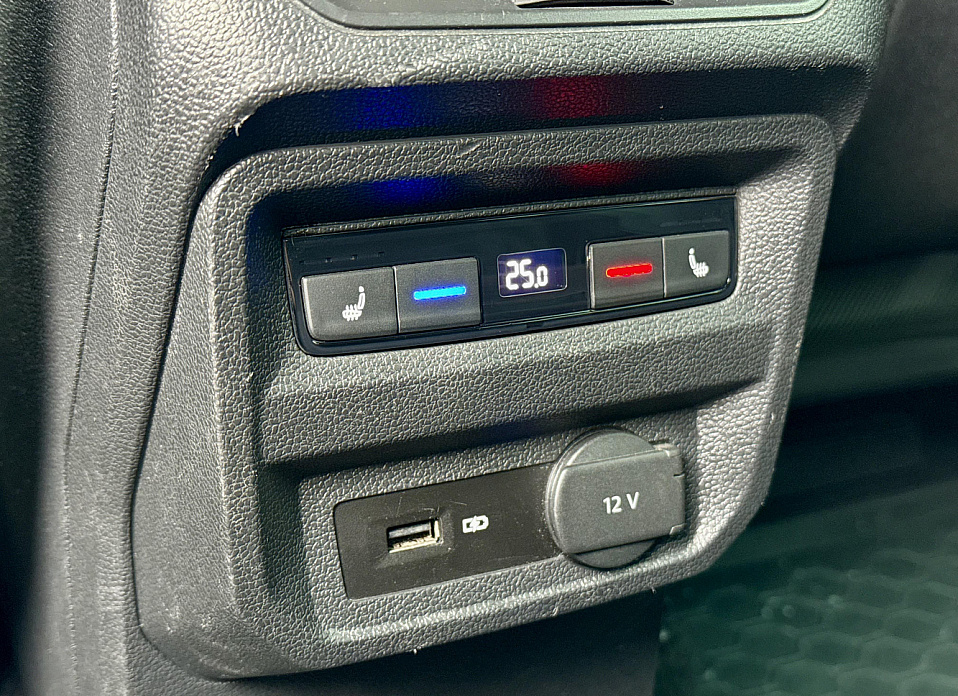 Volkswagen Tiguan, II 2.0d AMT (150 л.с.) 4WD