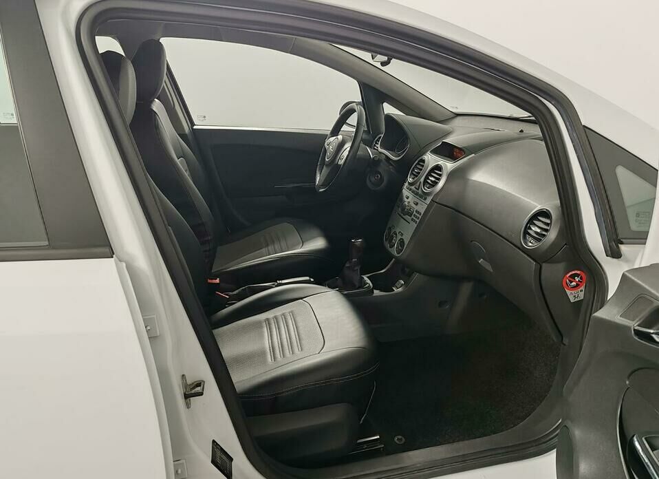Opel Corsa 1.4 MT (100 л.с.)