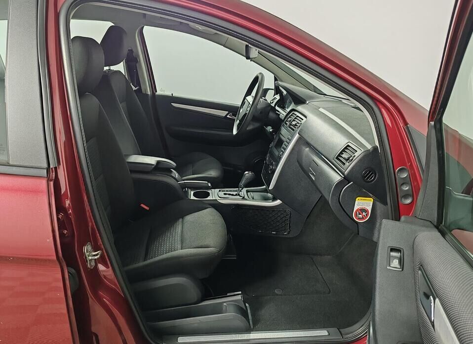 Mercedes-Benz B-Класс, I (W245) Рестайлинг 200 2.0 CVT (136 л.с.)