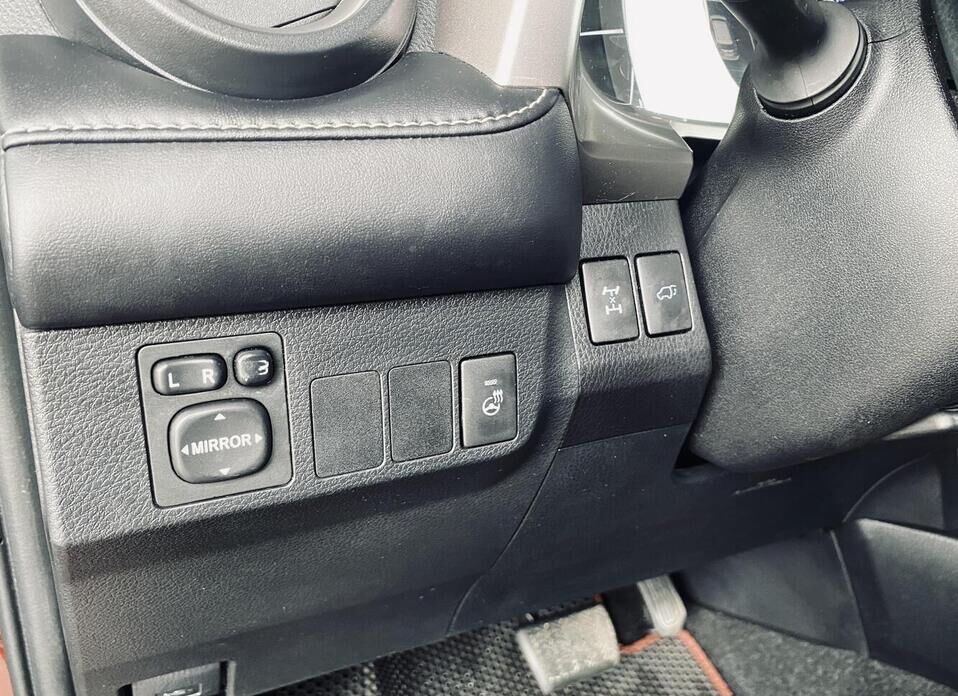 Toyota RAV4, IV (CA40) Рестайлинг 2.0 CVT (146 л.с.) 4WD