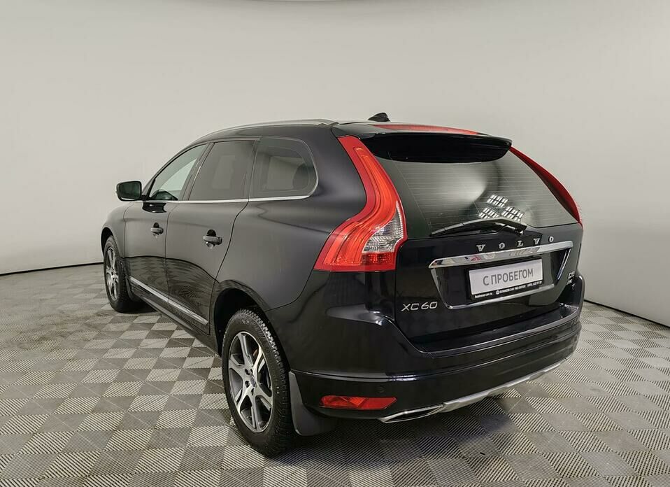 Volvo XC60 2.4d AT (215 л.с.) 4WD