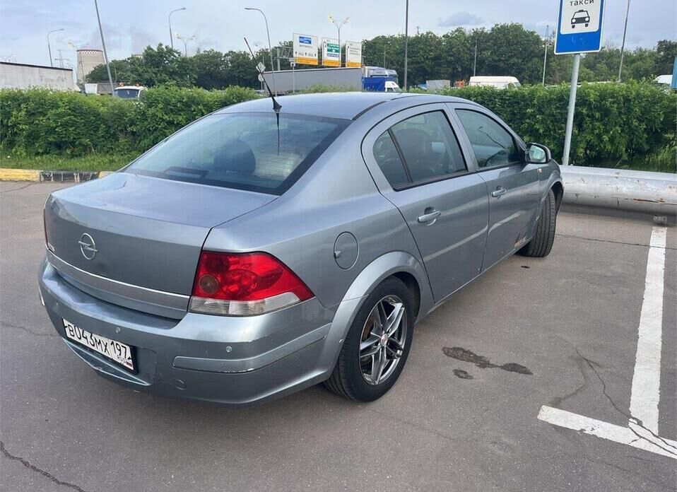 Opel Astra, H Рестайлинг 1.6 MT (115 л.с.)