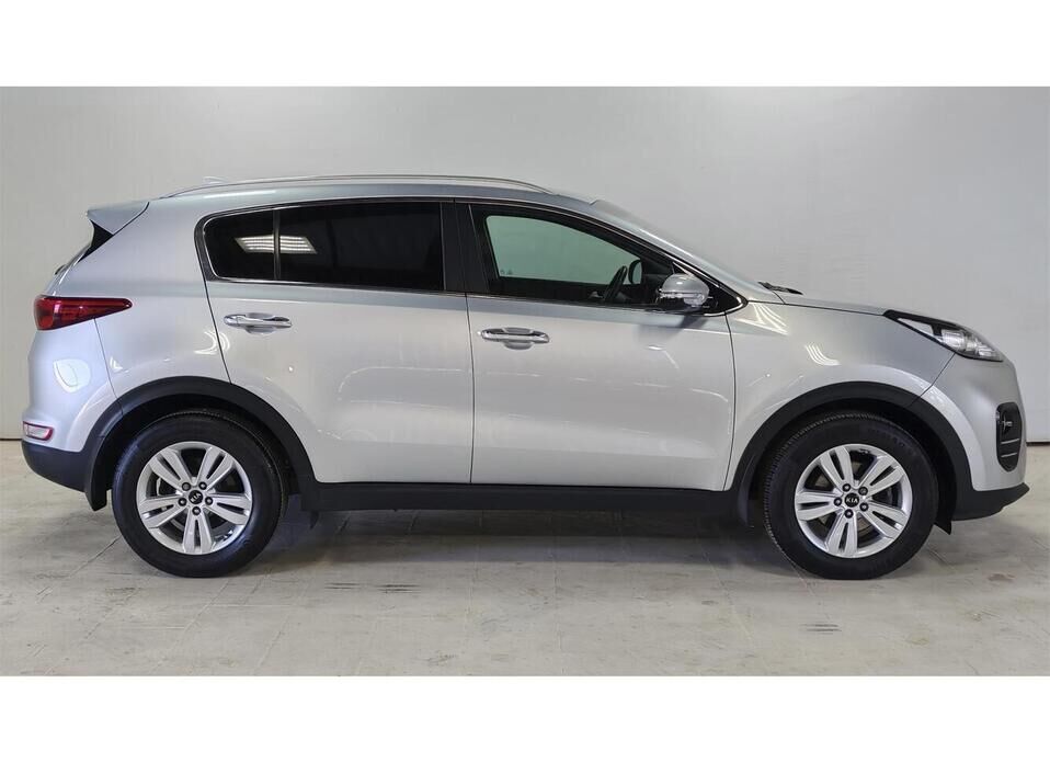Kia Sportage, IV 2.0 AT (150 л.с.)