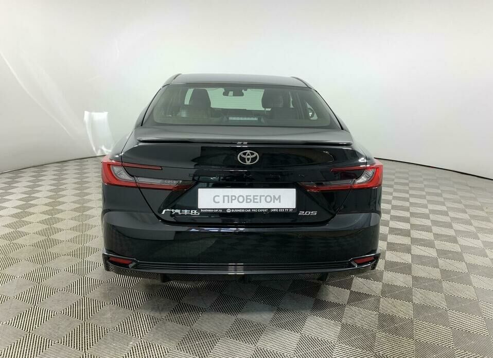 Toyota Camry 2.0 CVT (173 л.с.)